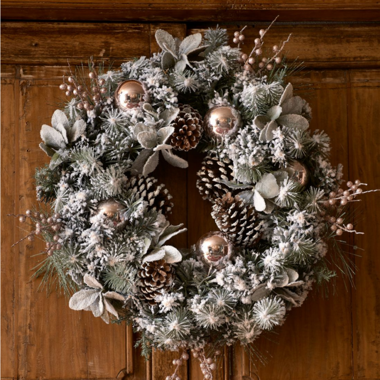 Merry Everything Wreath 60 cm