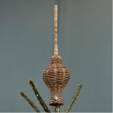 Rustic Rattan Christmas Peak